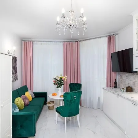 Apartament 1 - Bedroom - Plac Na Groblach 19 *