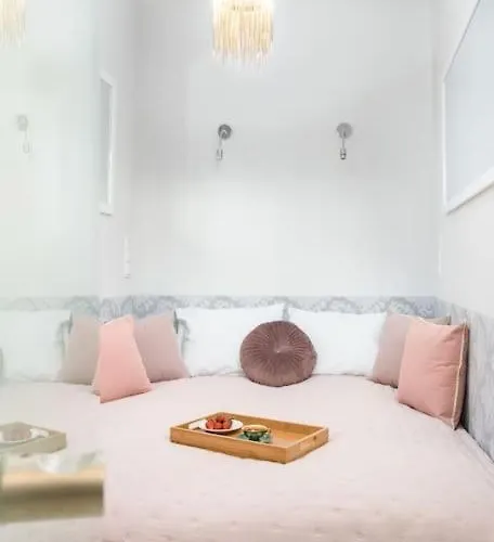 1 - Bedroom - Plac Na Groblach 19 קרקוב